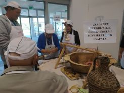 idosek-vilagnapja-2020