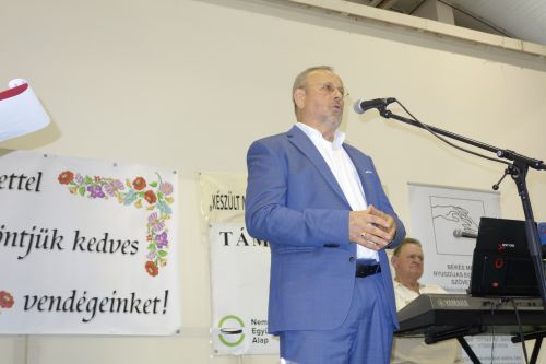 idosek-vilagnapja-2025