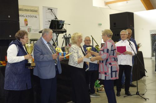 idosek-vilagnapja-2025